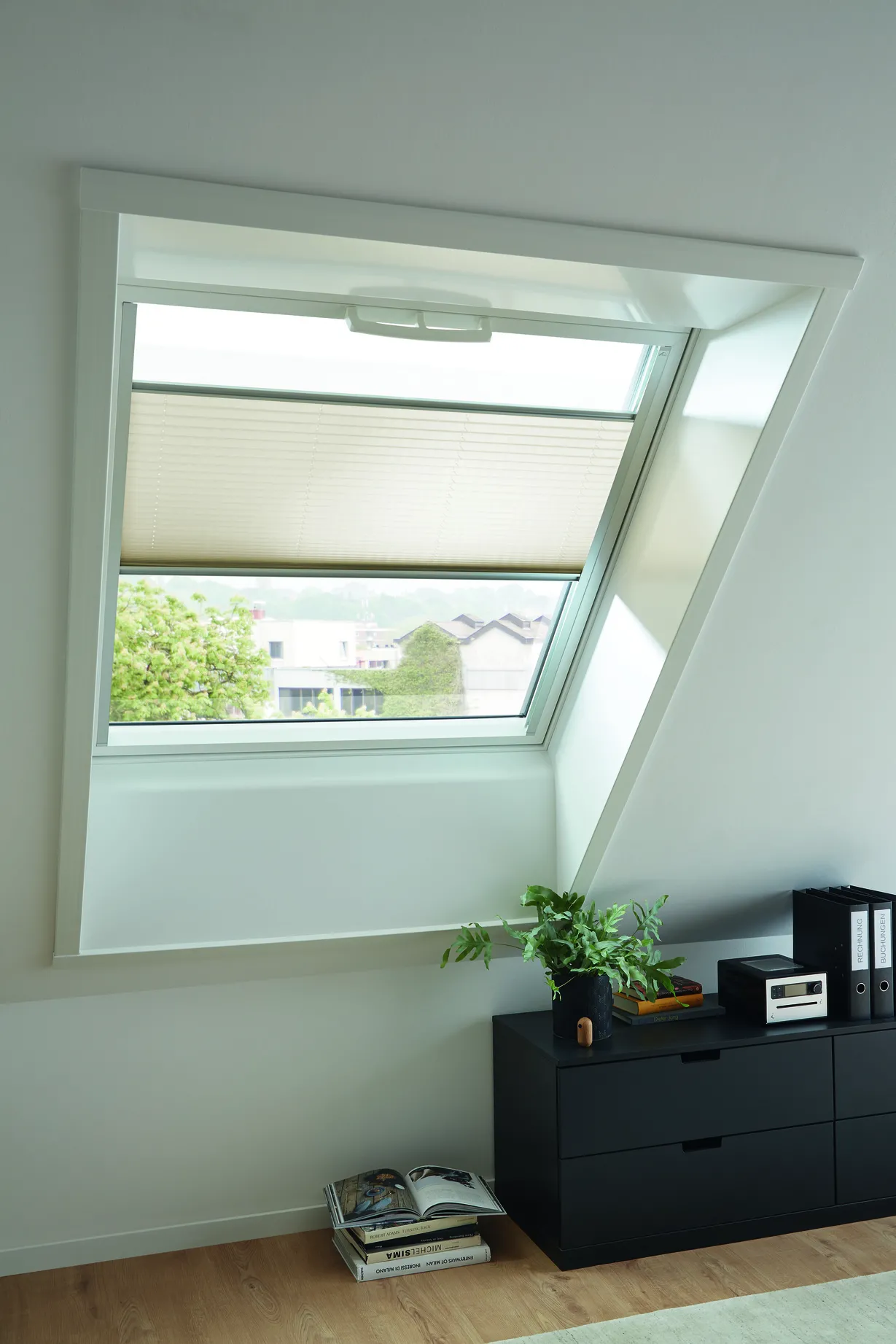 Fenster, Pflanze, Architektur, Gebäude, Dachfenster