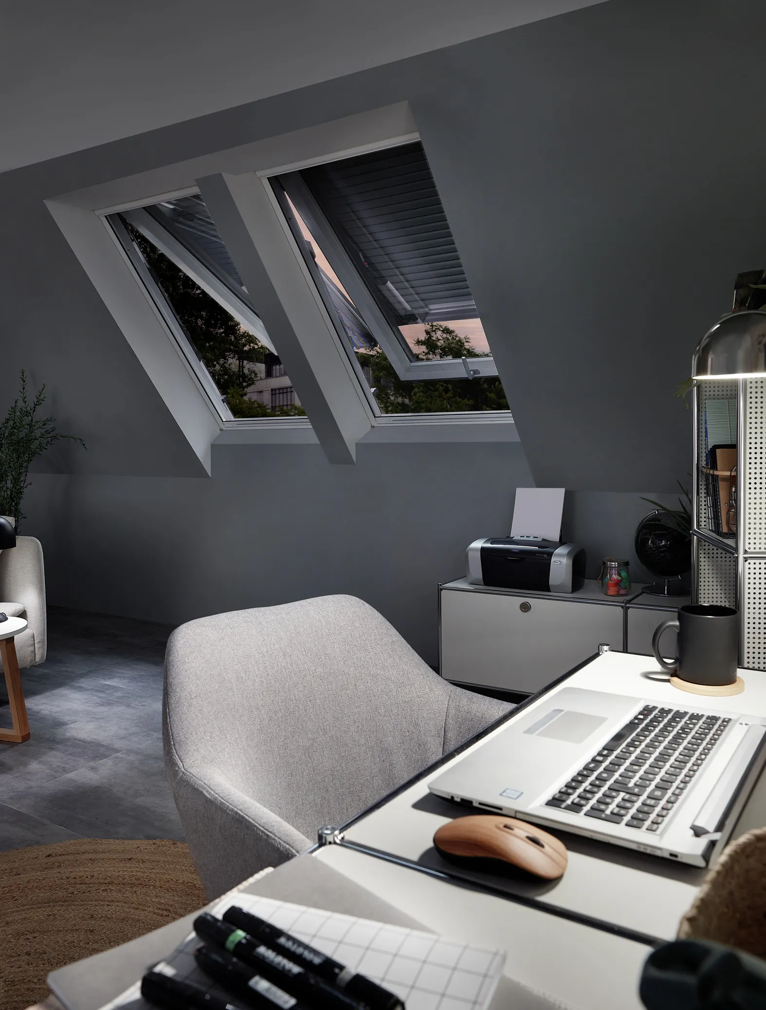 Wohnzimmer, Laptop, Fenster, Tasse, Stift, Wohnzimmer, Laptop, Fenster, Tasse, Stift