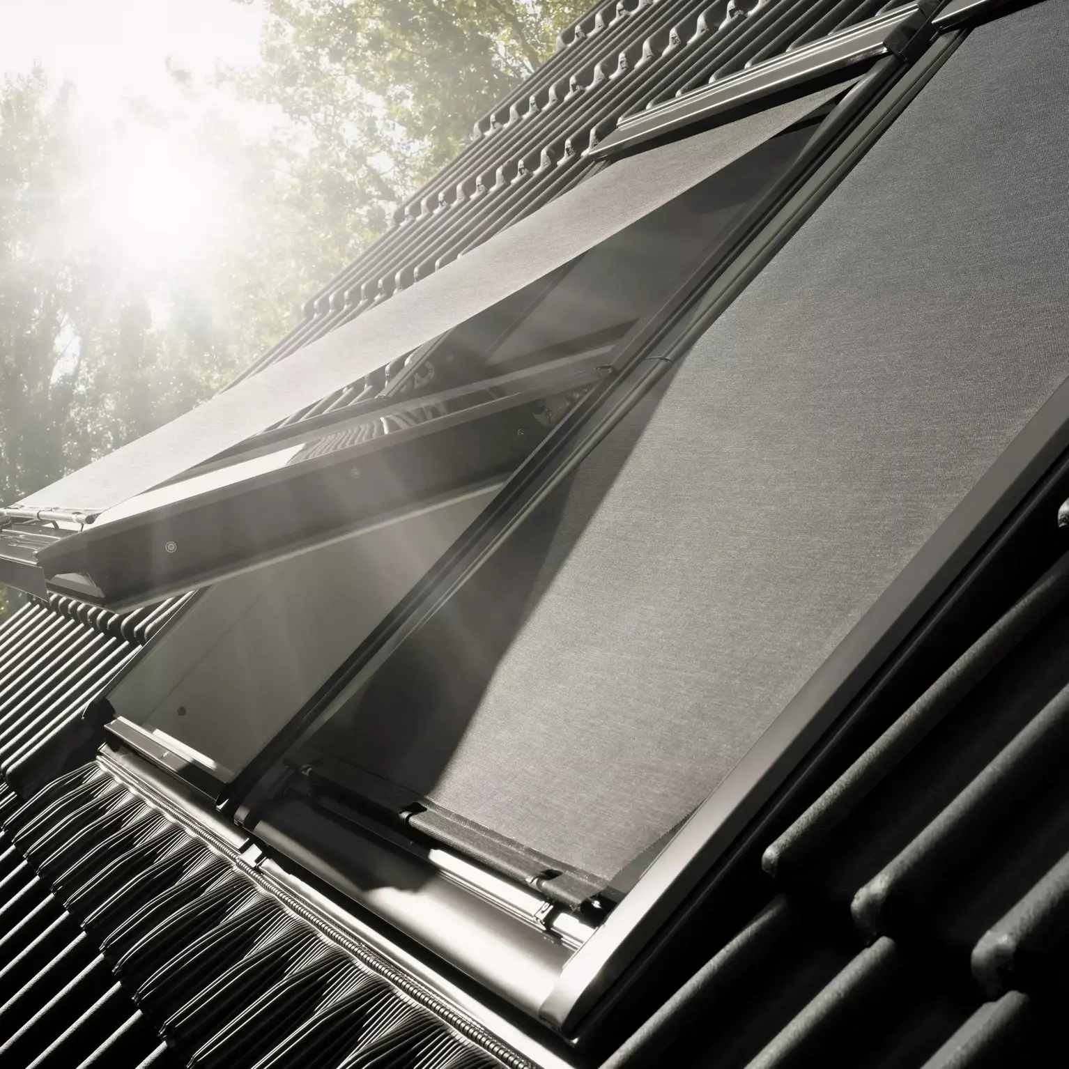 VELUX Standard Hitzeschutz-Markise-MHL1005060M Fenster, Architektur, Gebäude, Dachfenster